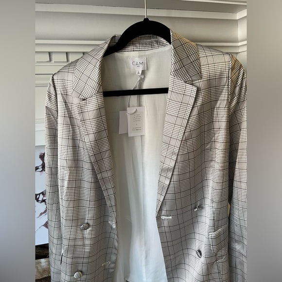 NWT Cami NYC 100% silk blazer and tank set - Picture 5 of 6